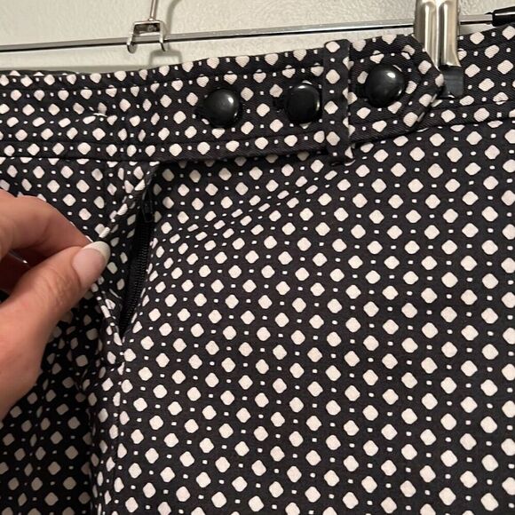 J. Crew Women's Black & White Patterned High-Waisted A-Line Skirt - Picture 2 of 6